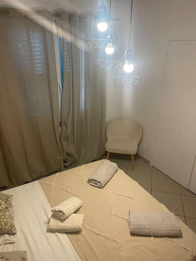 Appartement Proche Gare Tgv Nîmes Exteriér fotografie