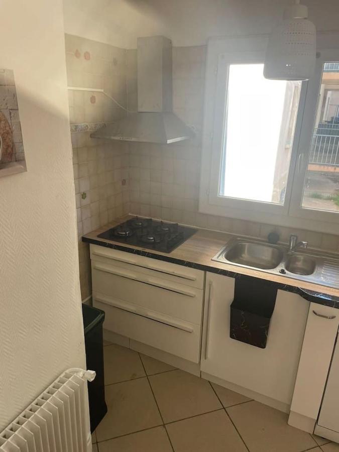 Appartement Proche Gare Tgv Nîmes Exteriér fotografie