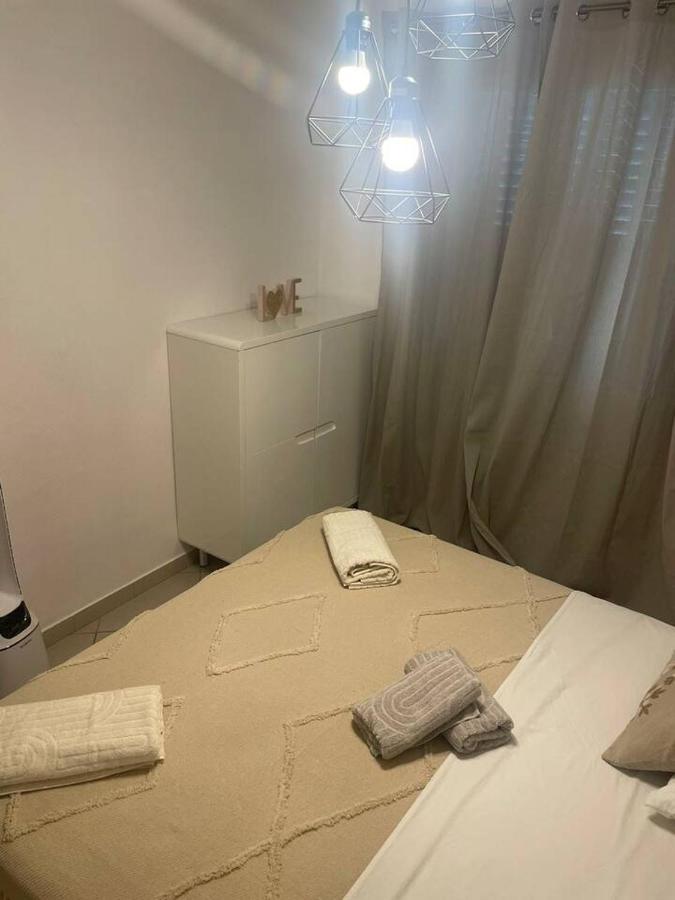 Appartement Proche Gare Tgv Nîmes Exteriér fotografie